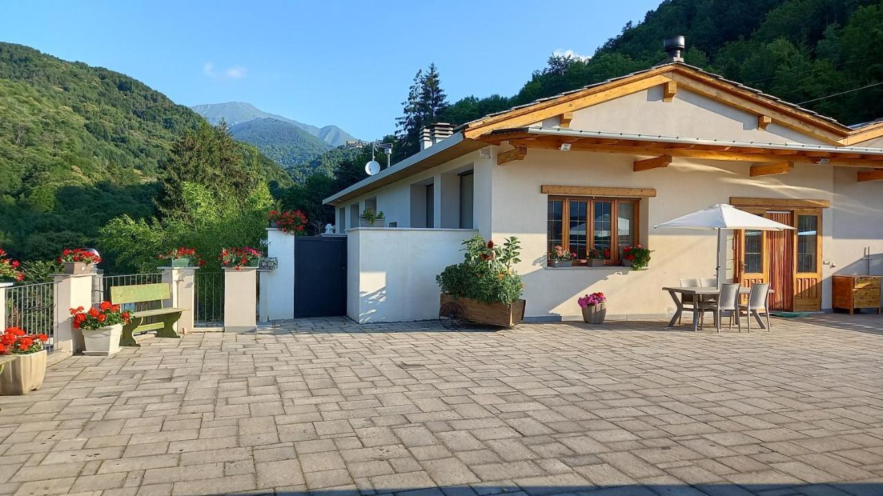 Vallemaira House Casa Belvedere Luce & Sole 10 Posti Letto San Damiano Macra Exterior photo